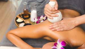 kraeuterstempel-thai-massage